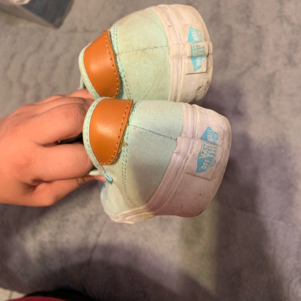 Woman’s vans - Picture 3 of 7